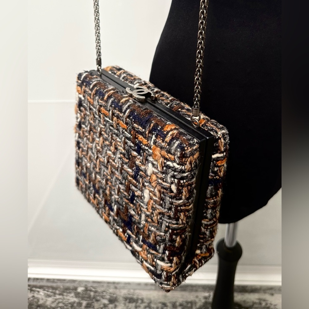 CHANEL Ultra Rare Tweed Bag. Mint!